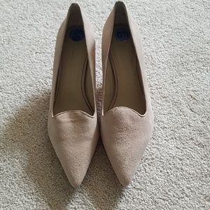 Elizabeth and James Clark loafer heels 6.5 new